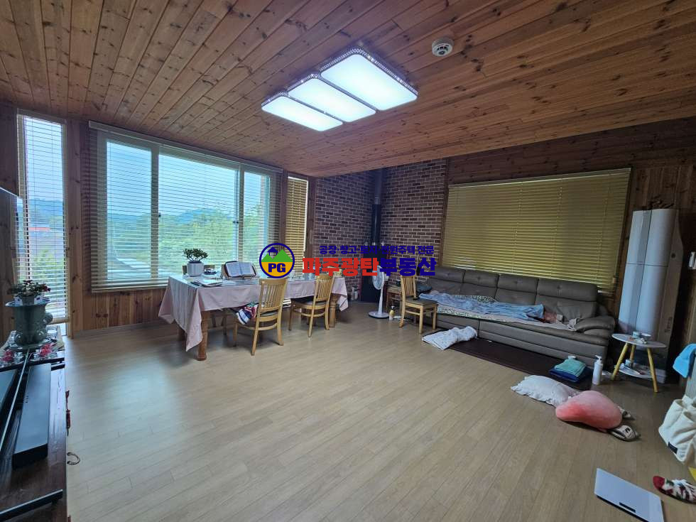 경기 파주시 광탄면 신산리 광탄면신산리농가주택 토지376평 건물80평 복층 산밑 전망 멋진정원 매매 매물번호 10271 사진 23