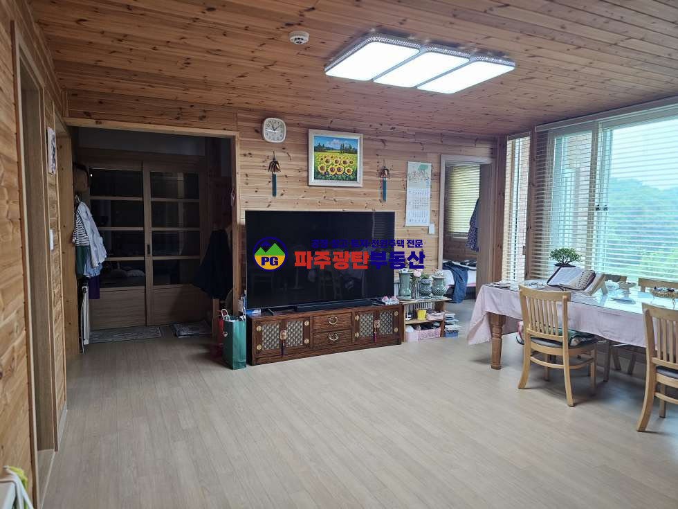 경기 파주시 광탄면 신산리 광탄면신산리농가주택 토지376평 건물80평 복층 산밑 전망 멋진정원 매매 매물번호 10271 사진 27