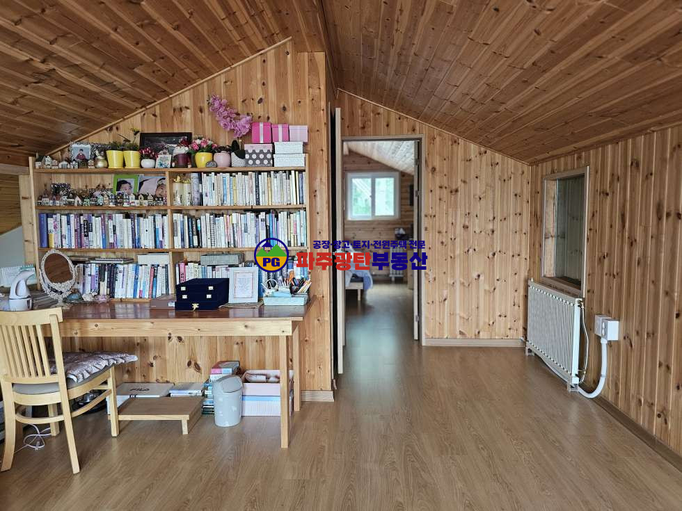 경기 파주시 광탄면 신산리 광탄면신산리농가주택 토지376평 건물80평 복층 산밑 전망 멋진정원 매매 매물번호 10271 사진 37