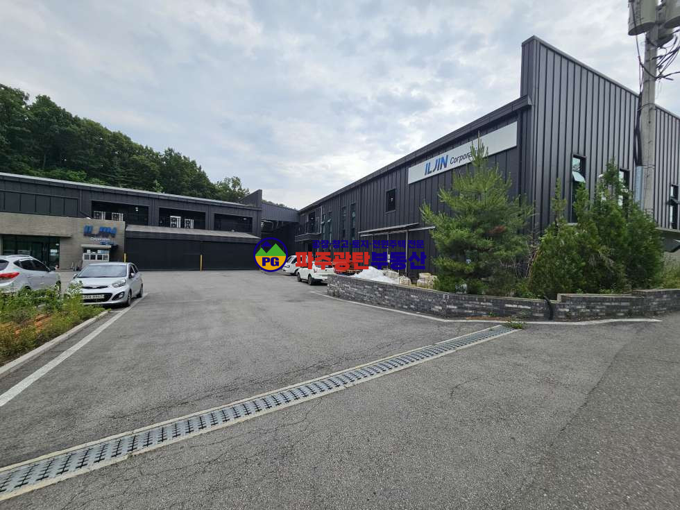 경기 파주시 법원읍 대능리 토지1,586평 건물1080평 츄레라가 56번도로국지도 ,제2외곽고숙도로법원ic인접 매매 매물번호 10235 사진 1