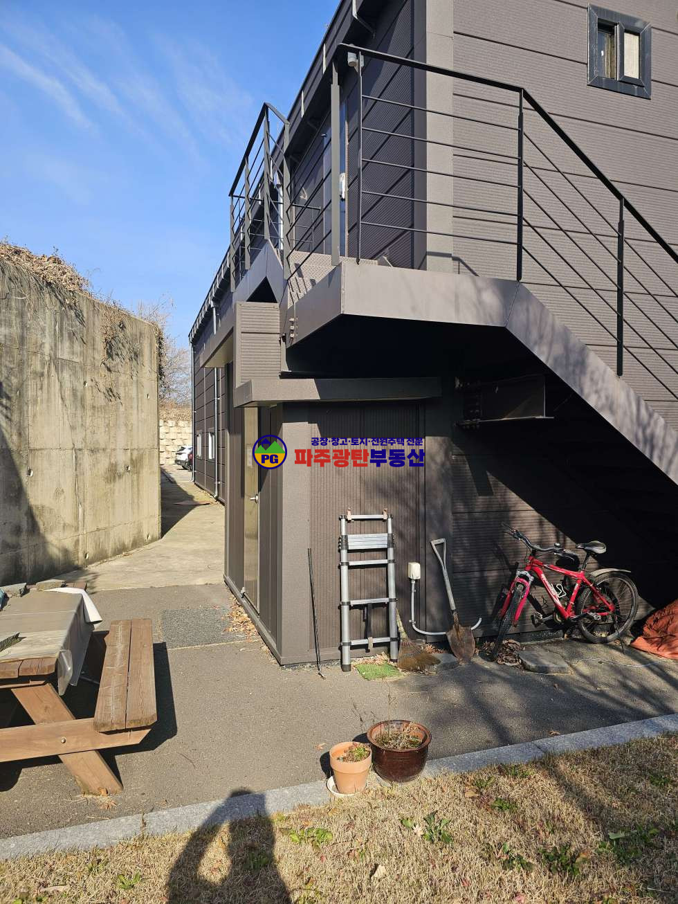 경기 파주시 광탄면 신산리 대지1465평 건물336평 고5.5m 8m단독사용,오수직관연결가능 식품공장가능 월세 매물번호 10055 사진 7